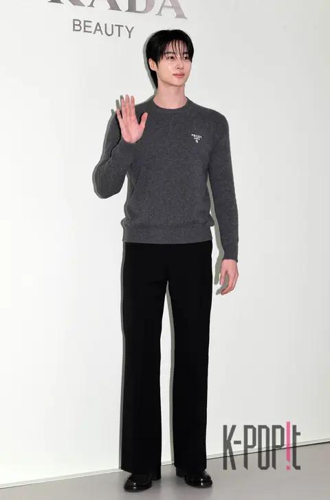 Byeon Woo-seok — Launch