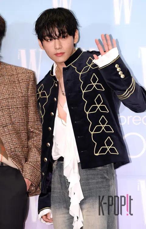 V (BTS) — Breast Cancer Campaign