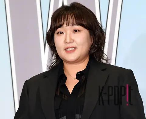 Lee Su-ji — Breast Cancer Campaign