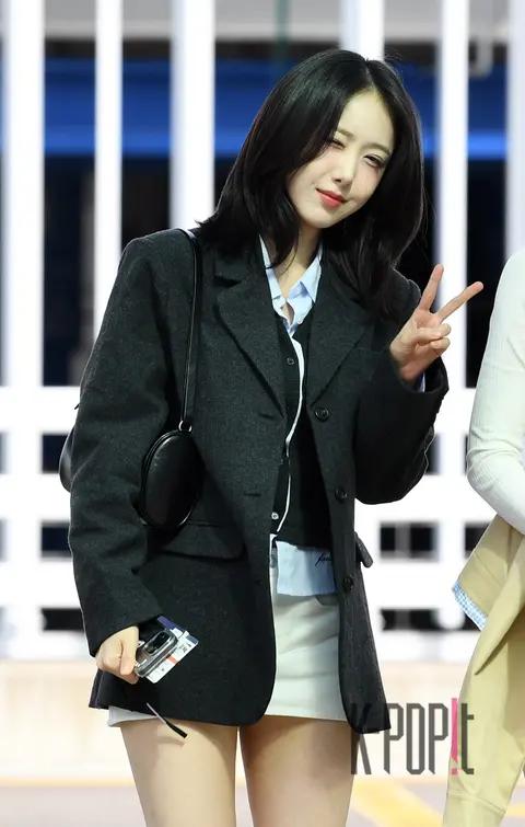 Eunha (VIVIZ) — Airport