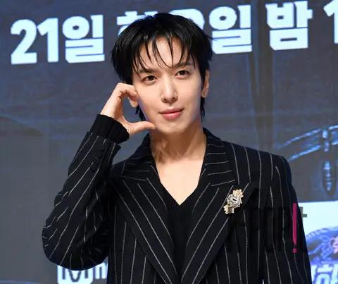 Jung Yong-hwa — Steel Heart Club Production Briefing