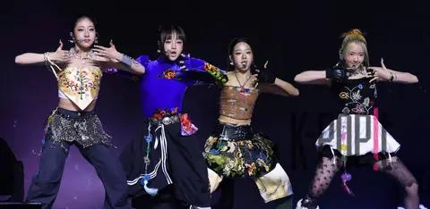 Bibi Up — Showcase