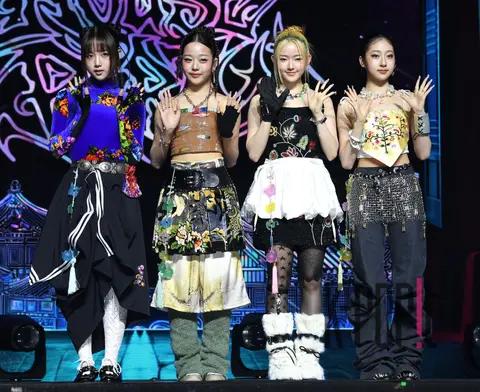 Bibi Up — Showcase