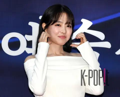 Park Bo-young — Korea Popular Culture and Arts Awards Red Carpet