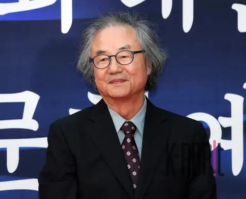 Jung Dong-hwan — Korea Popular Culture and Arts Awards Red Carpet