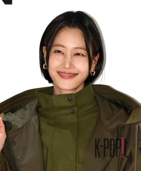 Lee Hyun-yi — Launch