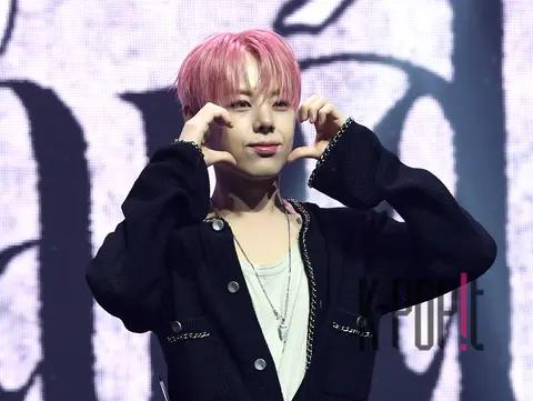 WEi Jang Dae-hyun — Showcase
