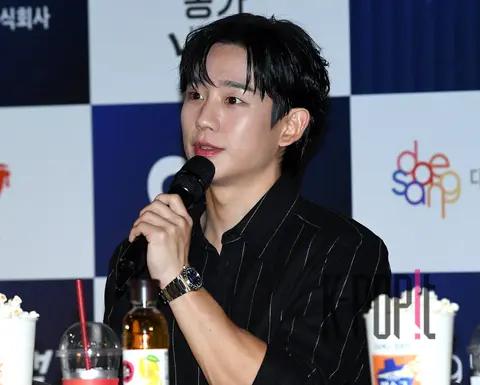 Jung Hae-in — Blue Dragon Film Awards Handprinting — 2025-10-29