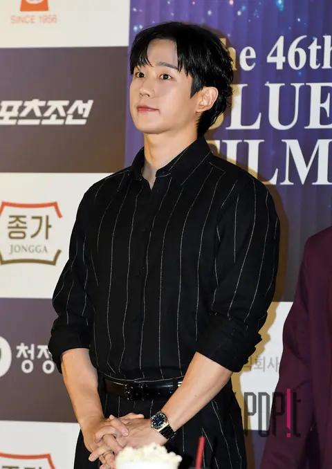 Jung Hae-in — Blue Dragon Film Awards Handprinting — 2025-10-29