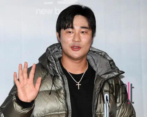 Kim Ha-sung — Launch