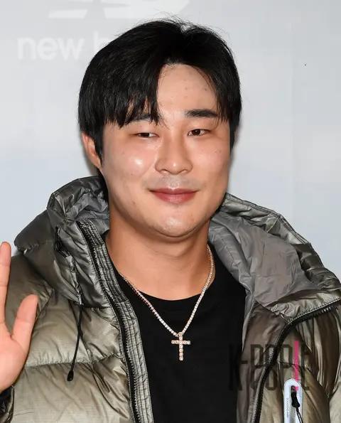 Kim Ha-sung — Launch