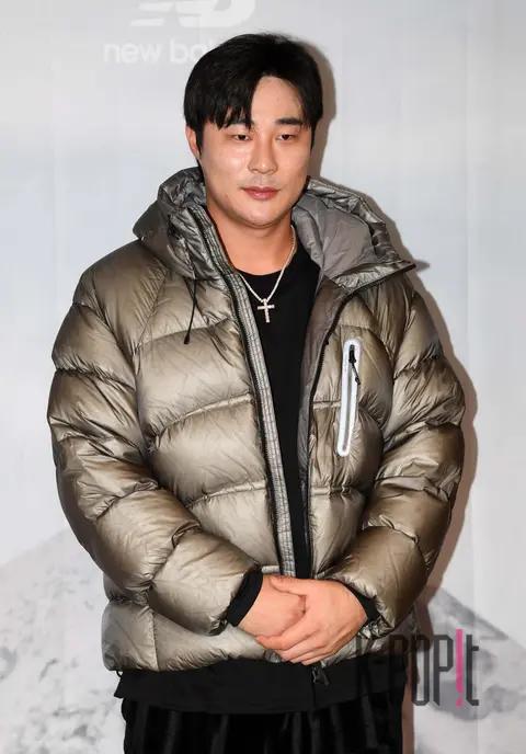 Kim Ha-sung — Launch
