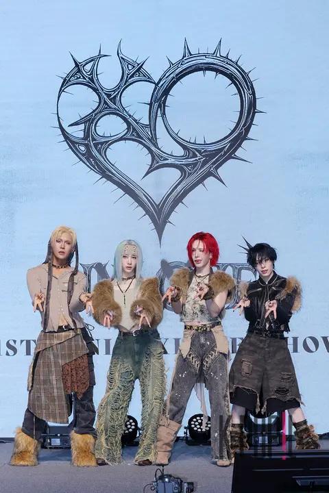XLOV — Showcase