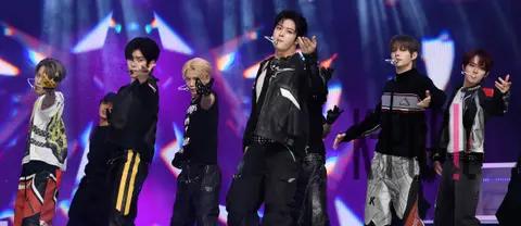 Close Your Eyes — Showcase