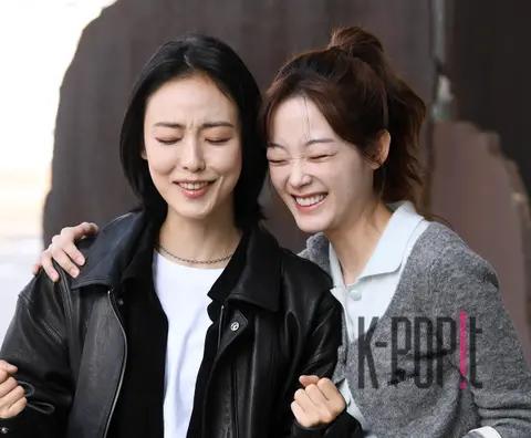 Jeon So-ni, Lee Yu-mi — Arrival