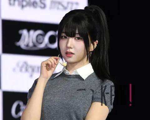 Park So-hyeon / Moon (tripleS) — Showcase