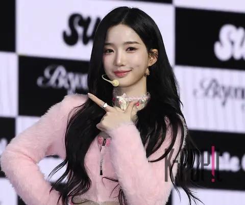 Kim Yu-yeon / Sun (tripleS) — Showcase