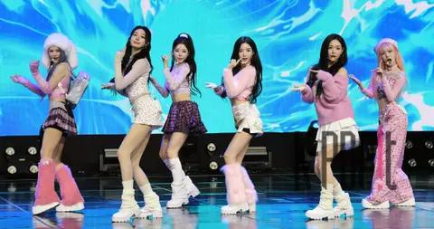 Sun (tripleS) — Showcase