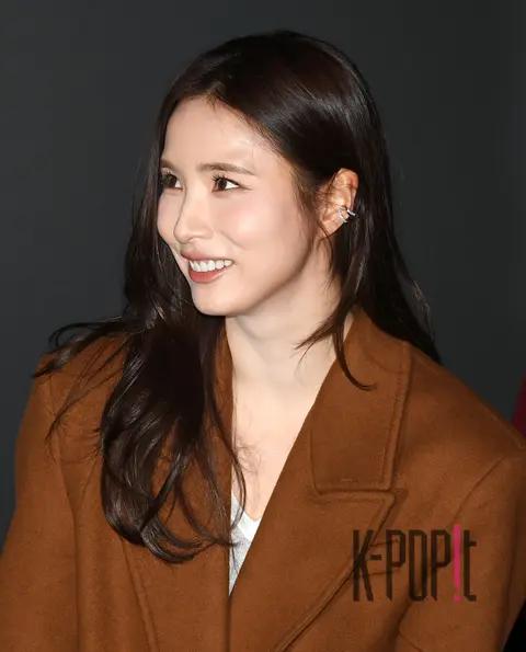 Shin Se-kyung — Humint Stage Greeting
