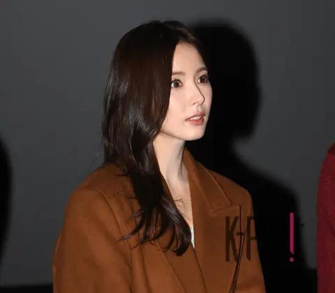 Shin Se-kyung — Humint Stage Greeting