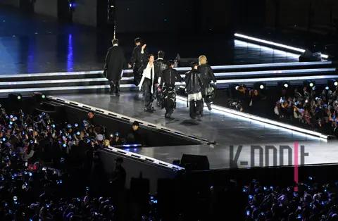 Joint Photography Pool — BTS Gwanghwamun Concert & Sketch