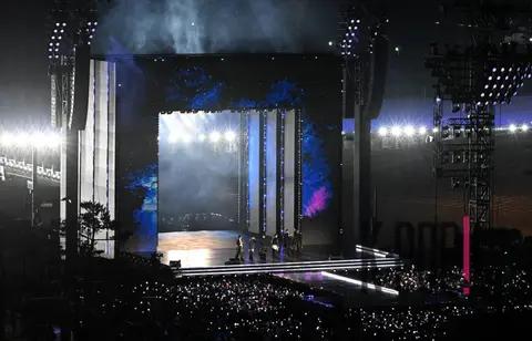 Joint Photography Pool — BTS Gwanghwamun Concert & Sketch